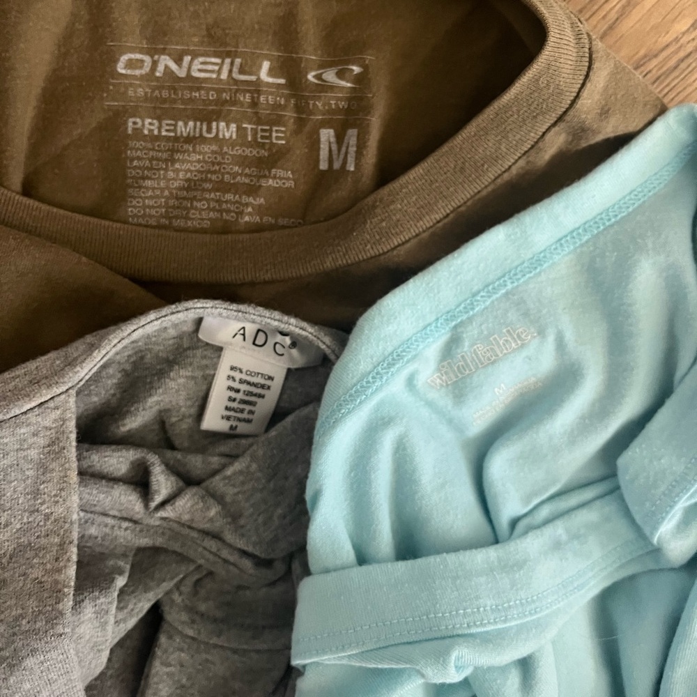 Crop top bundle - Picture 3 of 3
